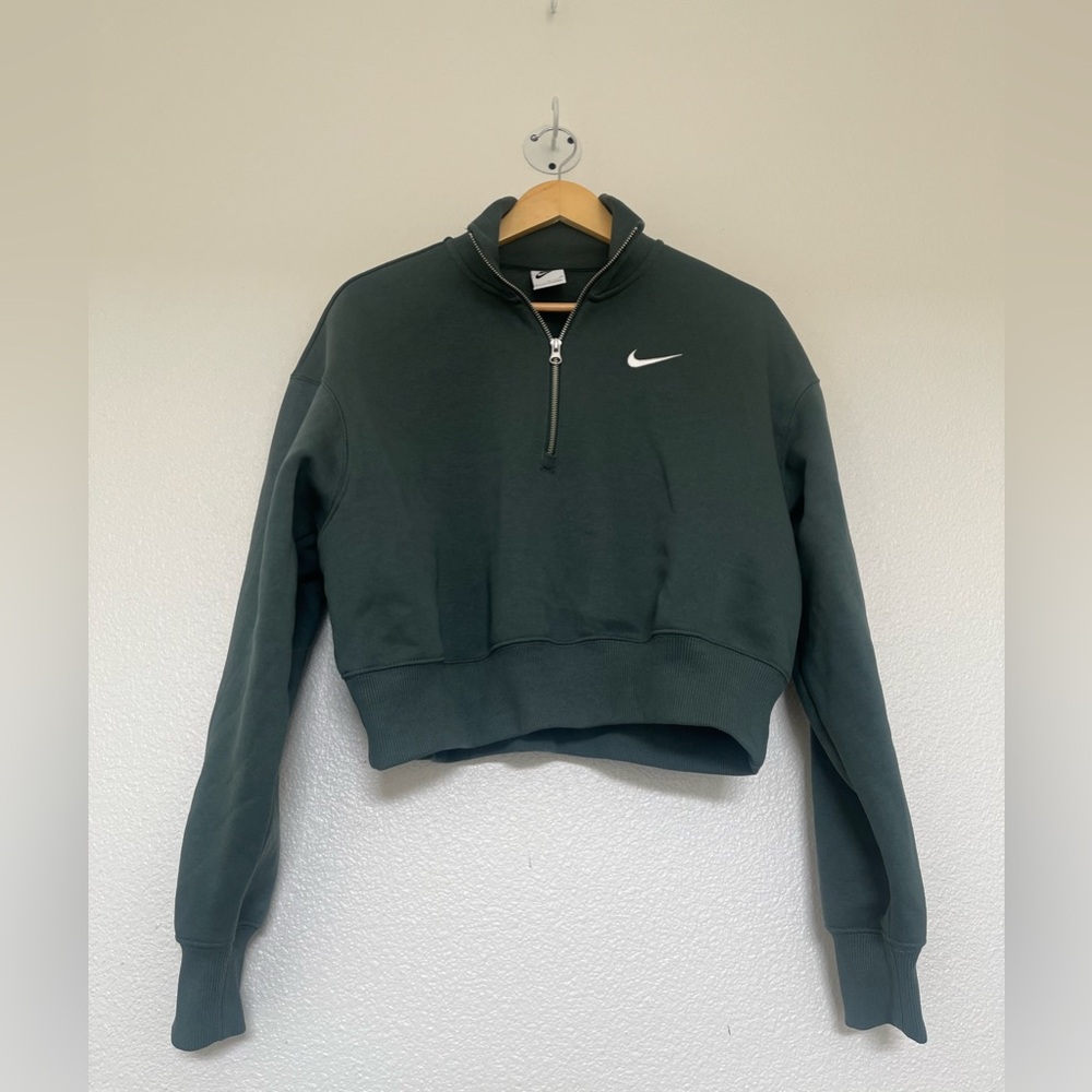 Nike Cropped Half Zip Dark Green Hoodie Small